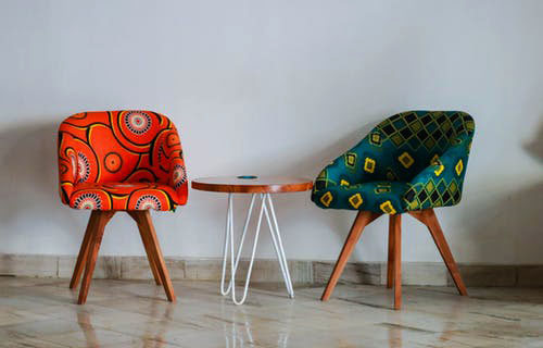 Decoracion: sillas de colores